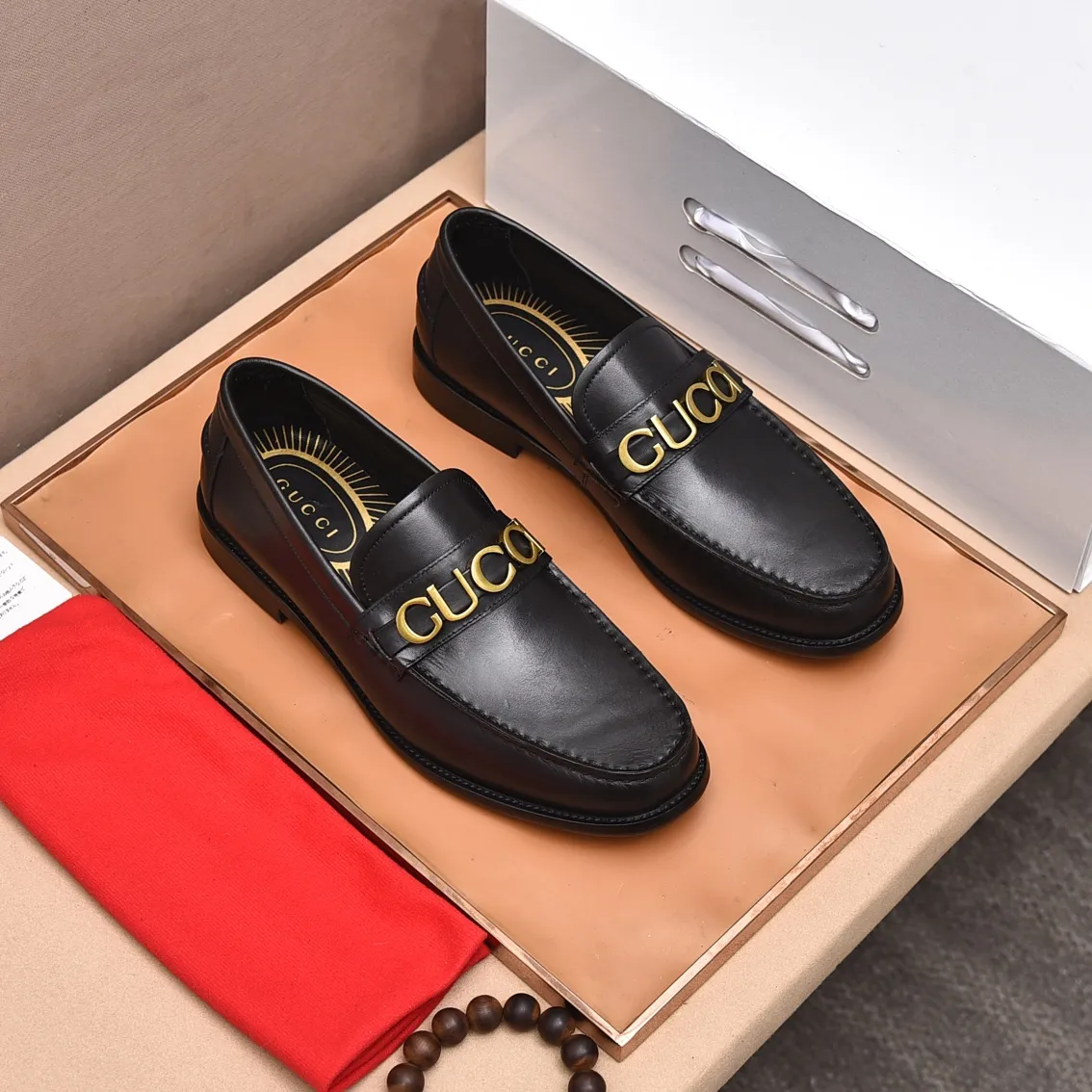 Men's shoes 💰580 📛📛Original (water-dyed cow lining) Gucci GUCCI official website formal shoes 🌀 Italian 🇮🇹 imported cowhide ➕ top imported water-dyed cowhide lining 💋 fine handmade original bottom, the real thing looks better when photographed in person Standard size 38-44